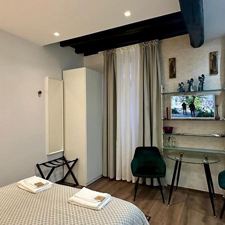 Colosseo Design Apartament โรม ภายนอก รูปภาพ